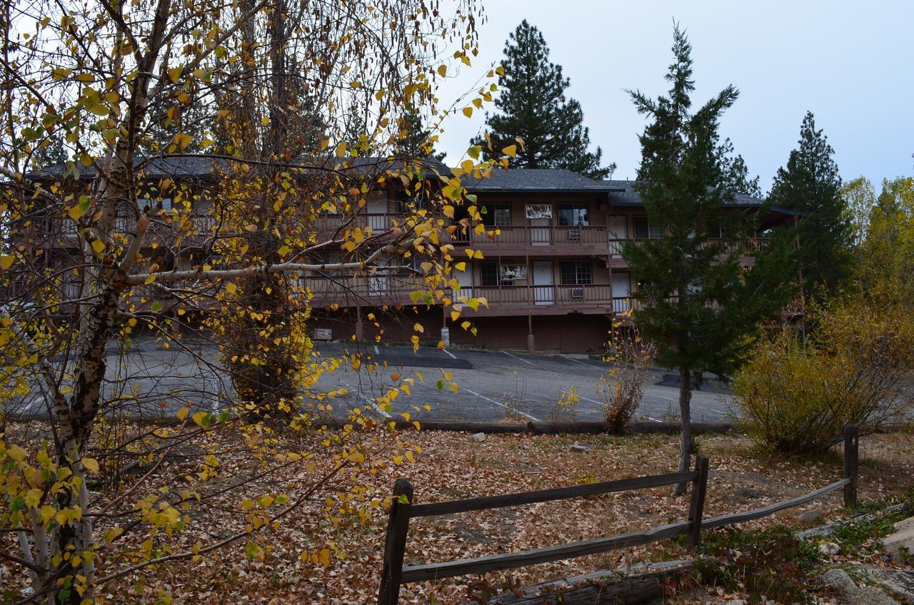 Deep Creek Motel Running Springs ภายนอก รูปภาพ