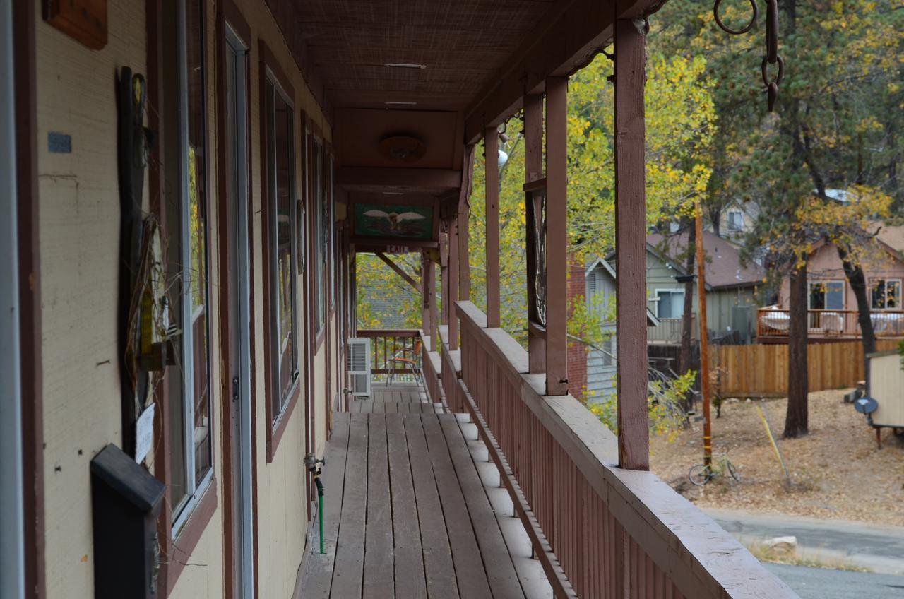 Deep Creek Motel Running Springs ภายนอก รูปภาพ