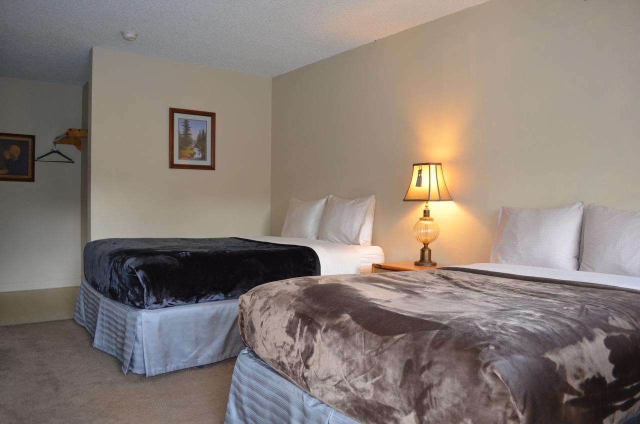 Deep Creek Motel Running Springs ภายนอก รูปภาพ